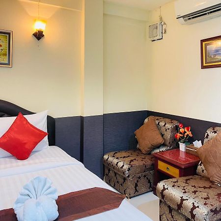 Baik Suite Bangkok Ngoại thất bức ảnh
