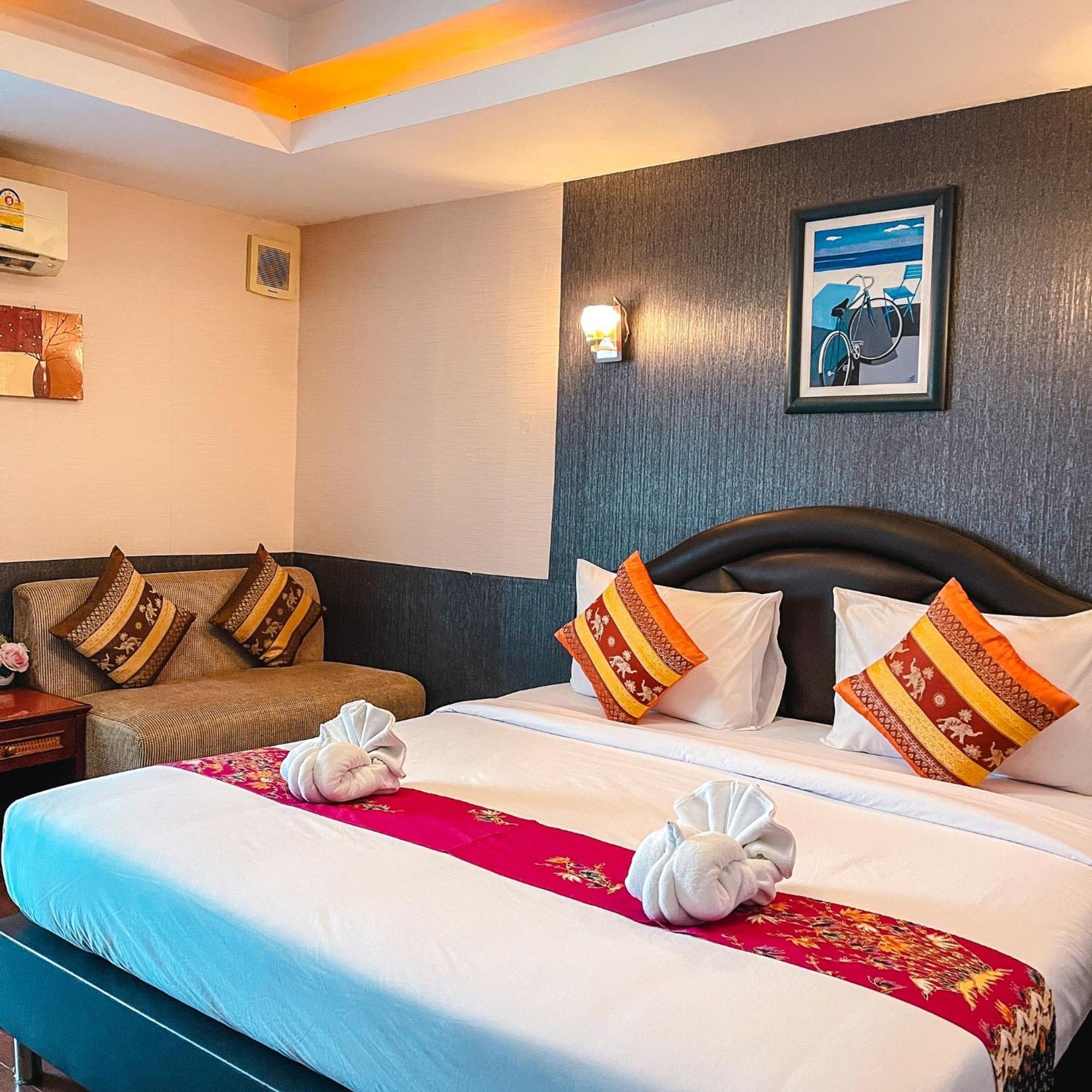 Baik Suite Bangkok Ngoại thất bức ảnh
